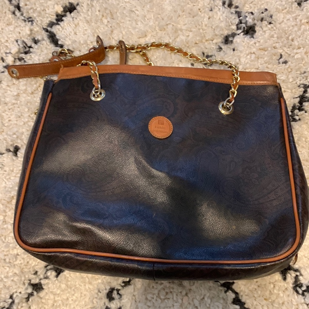 Great condition vintage Pierre Balmain purse A4 size fits file